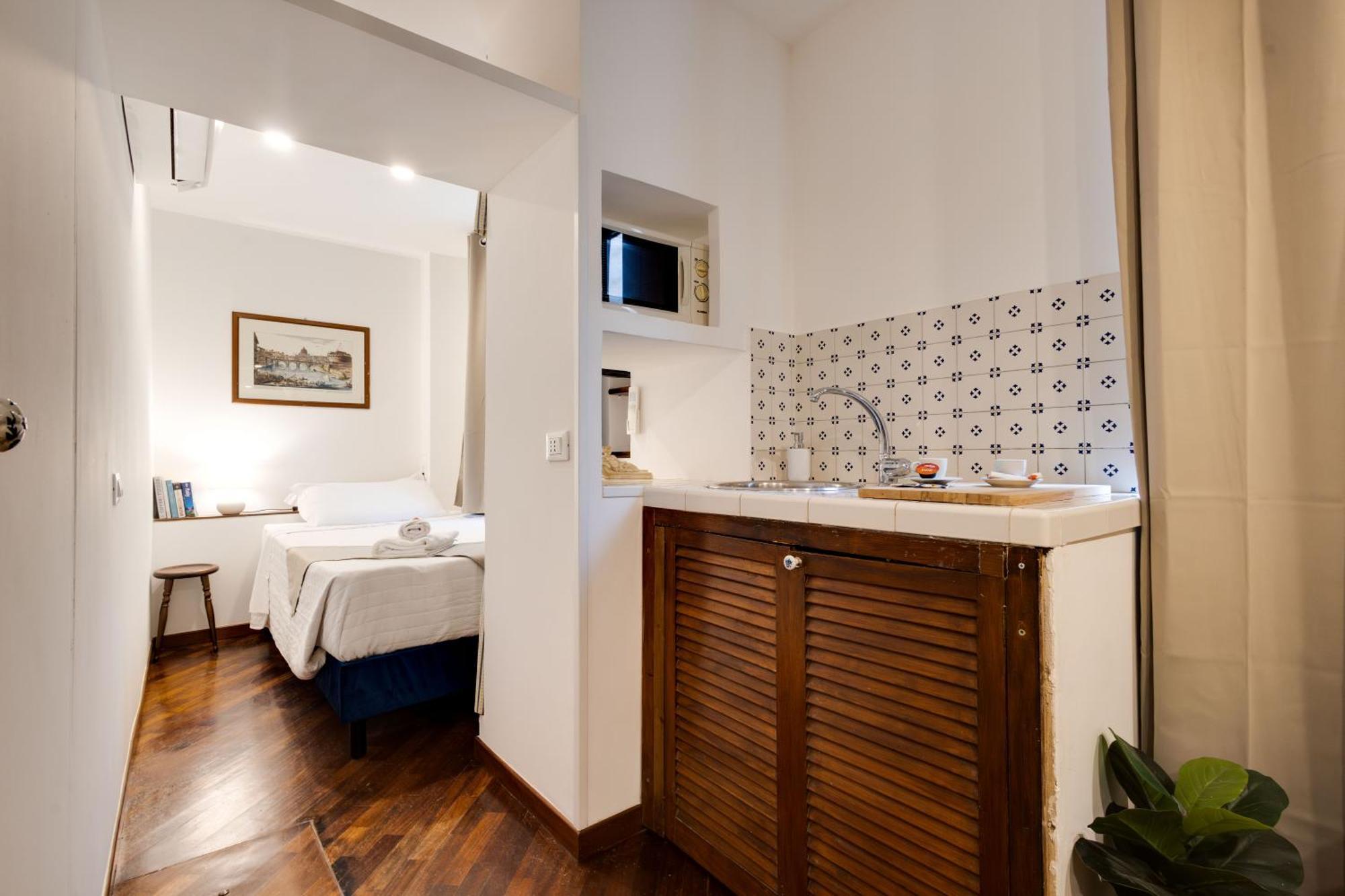 Clavdia Mini Flat Hotel Rome Exterior photo